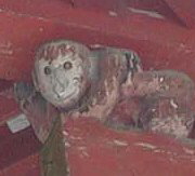 Munamochisaru (lit. Monkey holding up the pillar), yet signifying the 