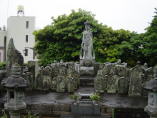 Juichimen Kannon (11-Headed Kannon) at Zenyo-in (Inatori City)