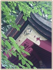 Shinto Architecture -- Roof Beams