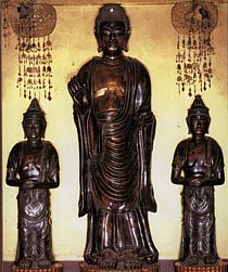 Amida Triad at Zenkoji, one of the "first"statues brought to Japan; Photo Source: http://www.humnet.ucla.edu/humnet/arthist/cv/mccallum.htm