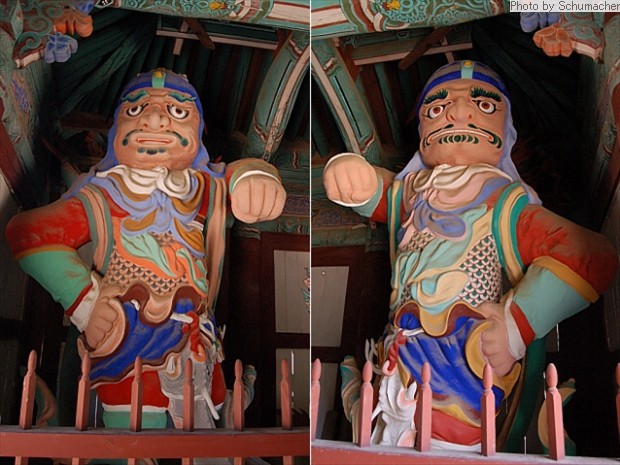 Statue of Vajra Deva (Vajrāpani), the thunderbolt holders, at Magoksa Temple. Called Niō 仁王 in Japan and Rénwáng in China, meaning benevolent kings. In China, Korea, and Japan, a pair of Vajra Deva commonly stand guard outside the temple gate.