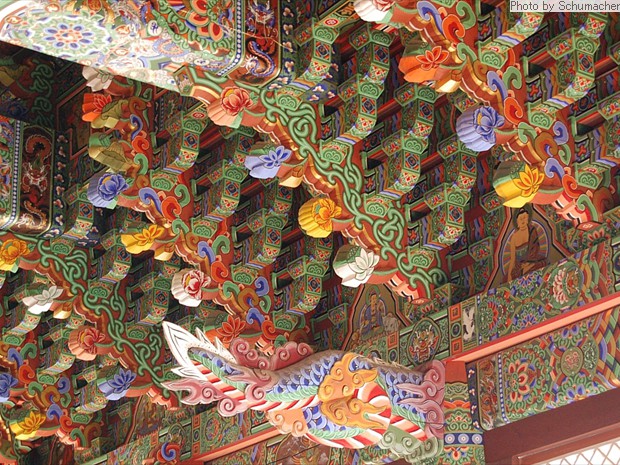 Painting of latticework at Chukseosa Temple.