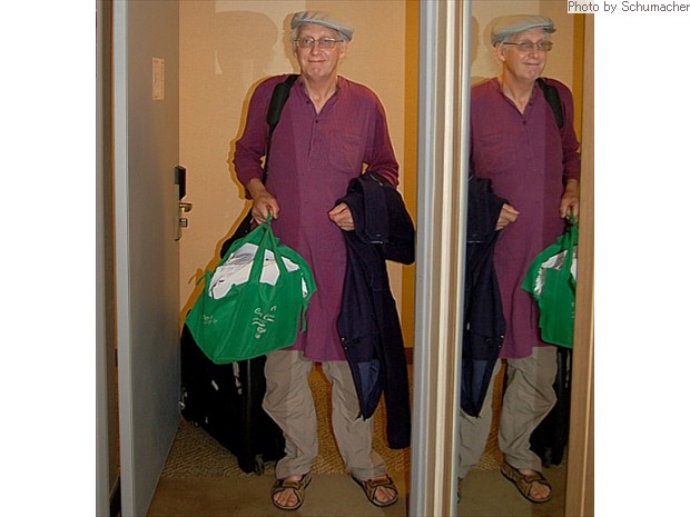 Professor Malcolm Voyce (Macquarie University) with his bag of notes. Checking out of the hotel on July 4.