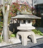 Ishidoro near Kamakura-gu (Daitonomiya) in Kamakura City