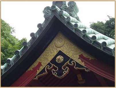 Roof above the purification font (water basin) at Tsurugaoka Hachimangu Shrine in Kamakura